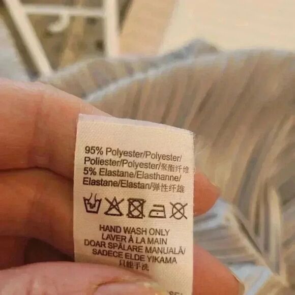 Missguided Women's Silver Poly/Spandex Top - Picture 7 of 7